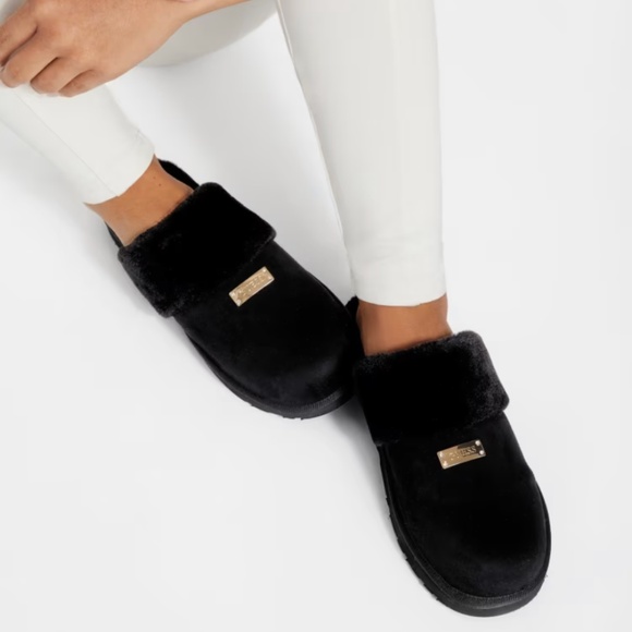 GUESS Sandley Shearling Slippers - Picture 6 of 6